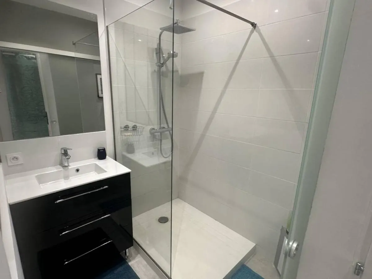 Appartement T2 Renove Avec Clim, Proche Mer, 2 Km Du Centre, Wifi Fibre, Tennis Et Animaux Acceptes - Fr-1-768-49 Les Issambres