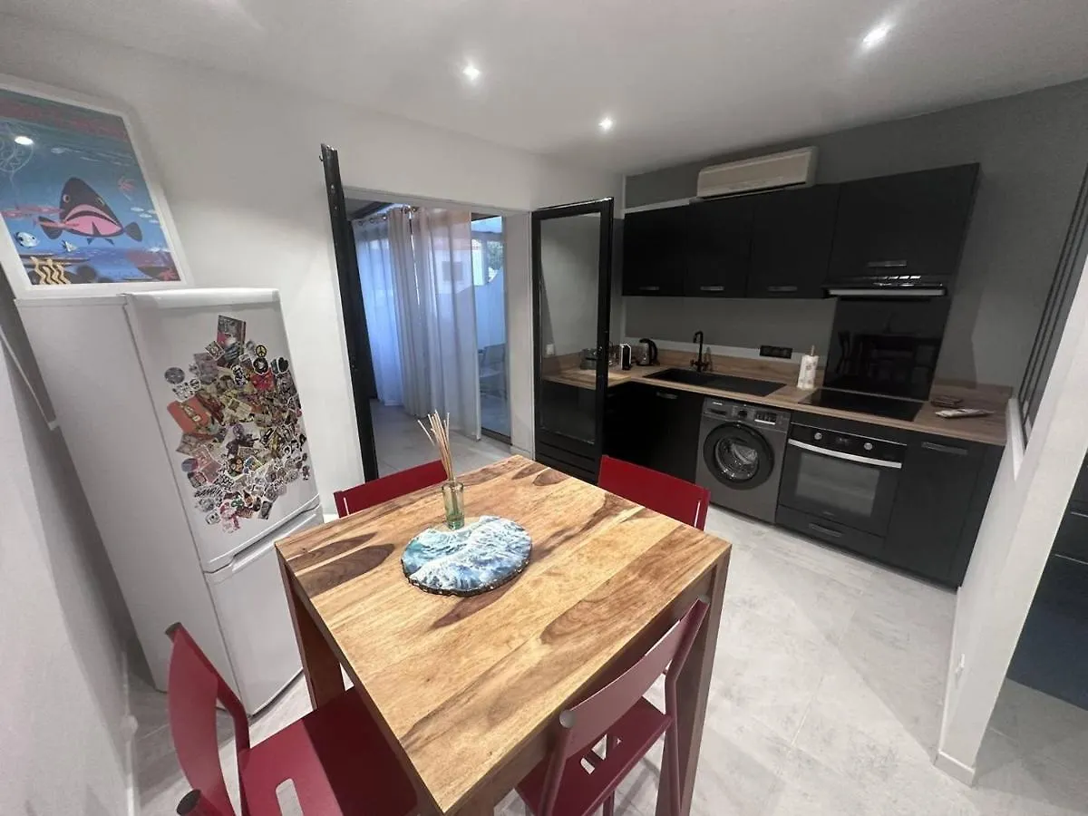 Daire Appartement T2 Renove Avec Clim, Proche Mer, 2 Km Du Centre, Wifi Fibre, Tennis Et Animaux Acceptes - Fr-1-768-49 Les Issambres Fransa